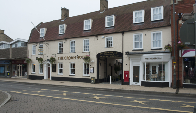 The Crown Hotel, Biggleswade external view from street