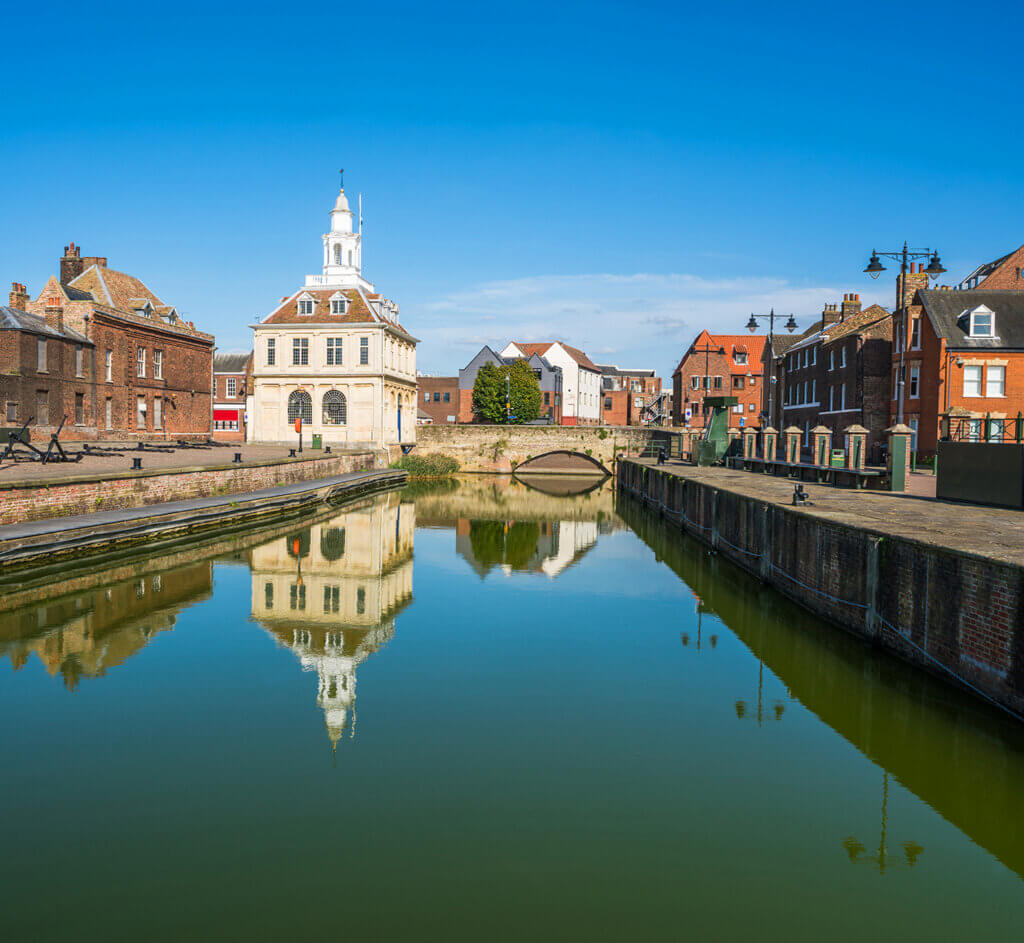View of the old custom house next to the canal at King's Lynn, Norfolk, UK