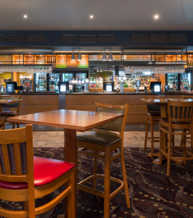 The Admiral of the Humber, Kingston-upon-Hull pub bar and seating area