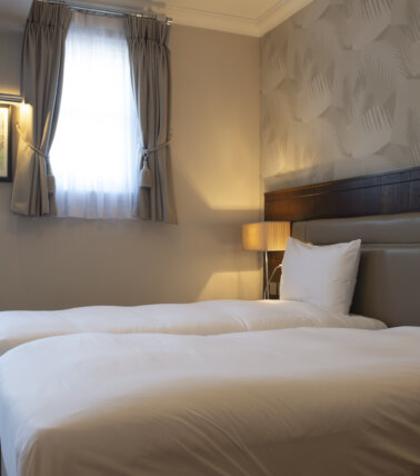 The Greenwood Hotel, Northolt twin beds